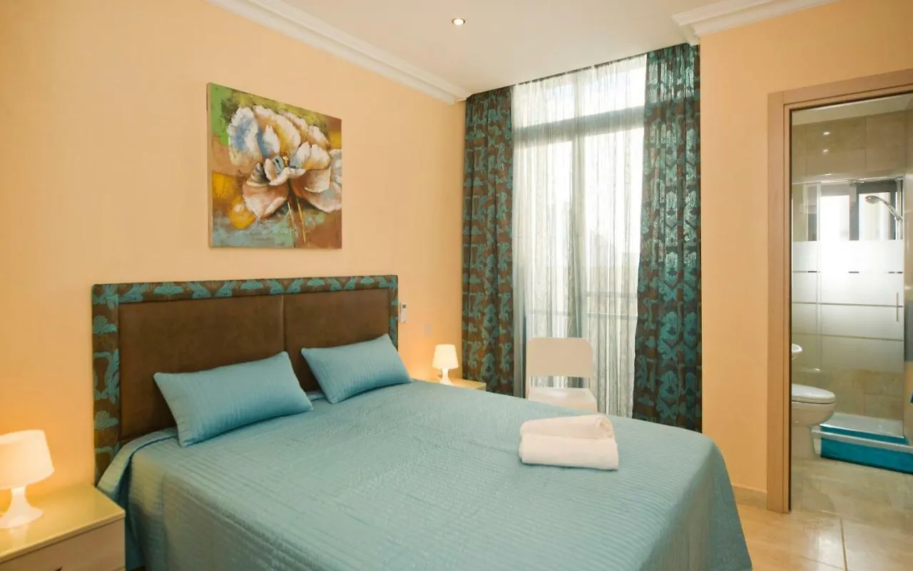 Sliema Duplex 1 Bedroom Apartment With 2 Bathrooms- Sleep 4